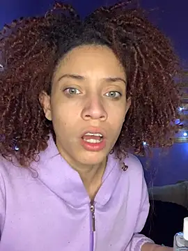 ValentinaStorm1 online show from 11/08/25, 11:10