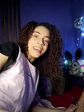 ValentinaStorm1 online show from 12/19/25, 11:17