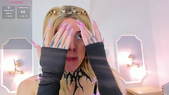 mystikdoll online show from 09/14/25, 11:53