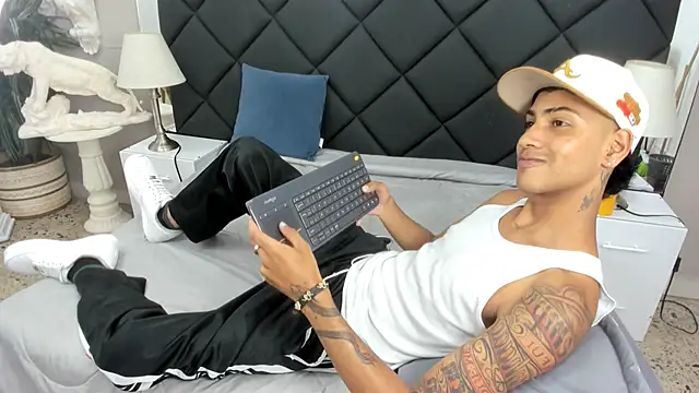 Denis Carpenter online show from 11/29/25, 07:28