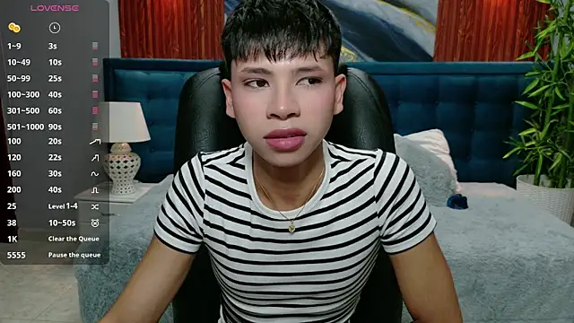 dilan 911 online show from 11/20/25, 06:07