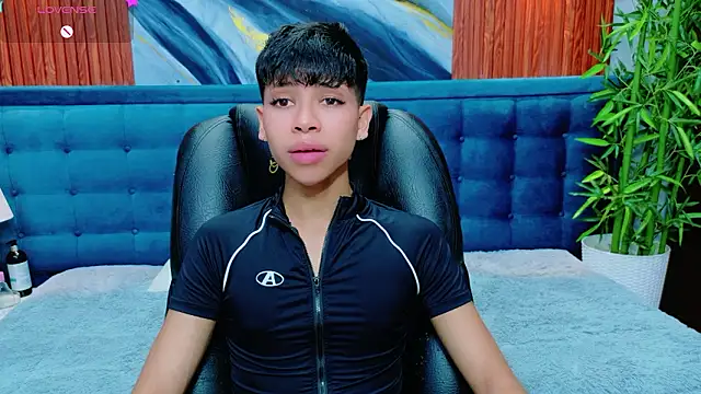 dilan 911 online show from 03/15/26, 05:52