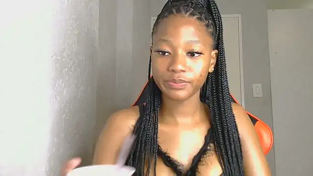 Ballenciaa online show from 10/18/25, 07:25