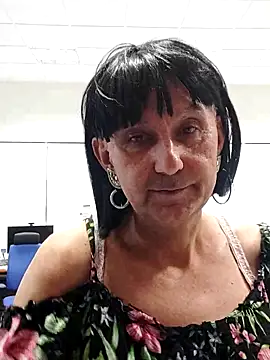 Emily de Carla online show from 10/08/25, 03:31