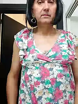 Emily de Carla online show from 10/27/25, 04:33