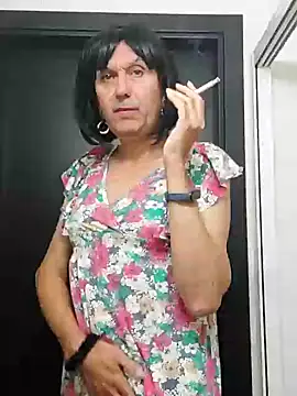 Emily de Carla online show from 11/17/25, 03:51