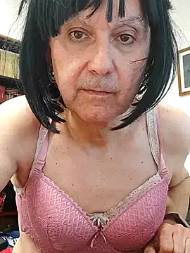 Emily de Carla online show from 02/17/26, 04:57