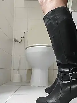 Emily de Carla online show from 03/27/26, 08:26