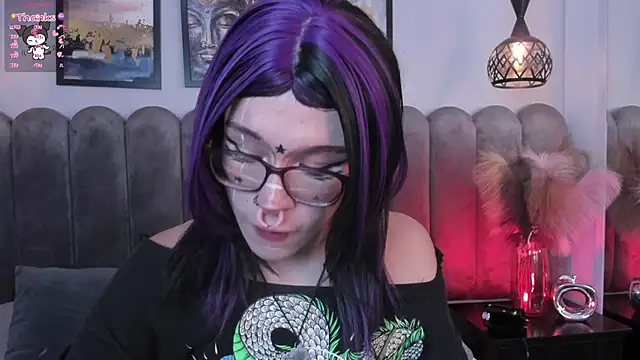 Dark nina  online show from 11/10/25, 03:27