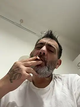 Skizzo6980 online show from 02/27/26, 08:53