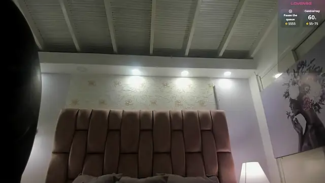 Snapshot of aishathornee chatting on 11/27/25, 09:50 aishathornee online show from 11/27/25, 09:50