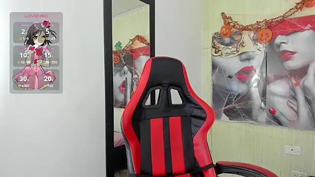 Snapshot of Raven_Rouge_ chatting on 10/29/25, 05:42 Raven Rouge online show from 10/29/25, 05:42