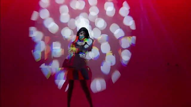 Snapshot of 1X-one chatting on 11/22/25, 04:11 1X-one online show from 11/22/25, 04:11