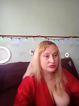 XHelenaX90 online show from 03/14/25, 11:45