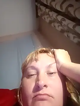 XHelenaX90 online show from 11/10/25, 06:40