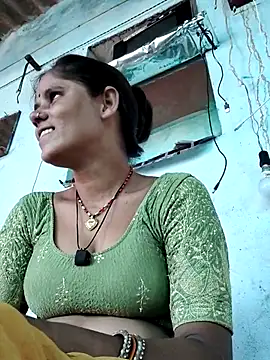 Hot-ilaiy online show from 09/17/25, 03:08