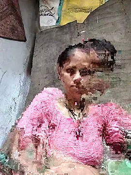 Hot-ilaiy online show from 10/19/25, 02:12