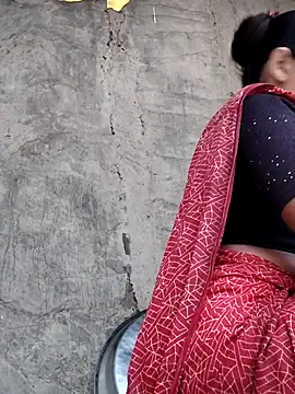 Hot-ilaiy online show from 10/23/25, 02:00