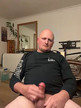 Snapshot of Attila120 chatting on 10/11/25, 11:25 Attila120 online show from 10/11/25, 11:25