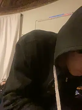 XanderOzzz online show from 12/01/25, 01:21