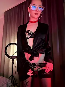 Snapshot of bigJuicyPussy chatting on 01/11/26, 01:27 bigJuicyPussy online show from 01/11/26, 01:27