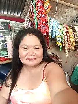 Snapshot of Mari_fvcks chatting on 09/28/25, 01:22 Mari fvcks online show from 09/28/25, 01:22