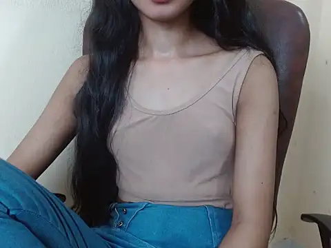 smallcuute online show from 09/14/25, 09:19