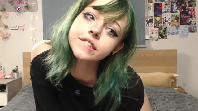 triplebakaaa online show from 10/05/25, 10:51