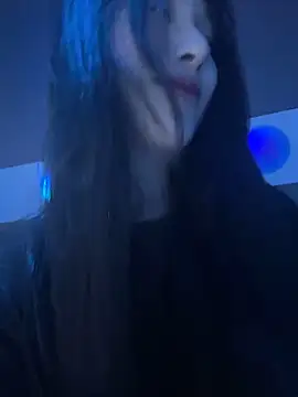 Snapshot of ananmissy chatting on 10/18/25, 03:35 ananmissy online show from 10/18/25, 03:35