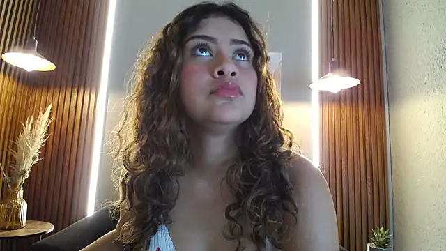 CurlyDani online show from 04/07/26, 02:01