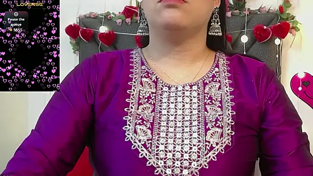 IndraKaur  online show from 03/10/26, 11:59