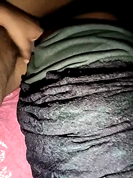 hot manishacpl online show from 09/25/25, 11:41