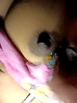 hot manishacpl online show from 09/28/25, 05:51