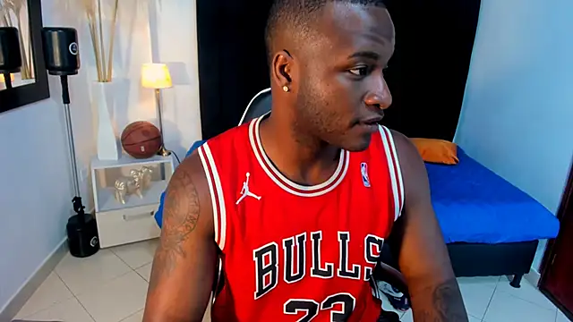 chrstian lewis1 online show from 11/21/25, 02:05