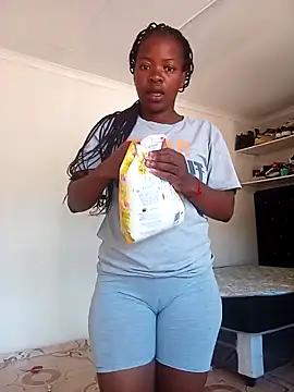 Snapshot of CandyNaynay chatting on 02/07/26, 07:01 CandyNaynay online show from 02/07/26, 07:01