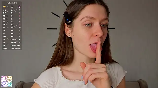 MinaMancilla online show from 09/25/25, 04:27