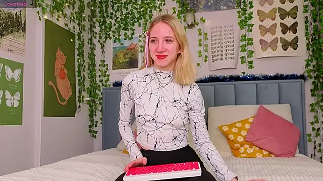 EmmaNovak online show from 01/16/26, 12:31