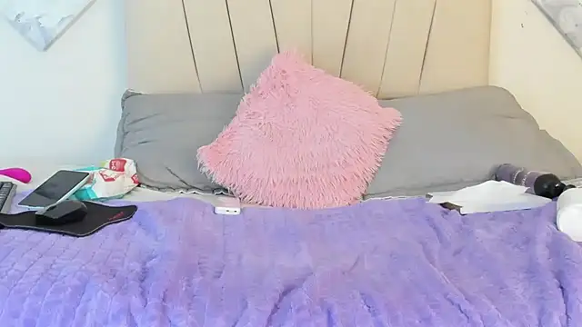  Miaa khalifa  online show from 03/11/26, 12:33