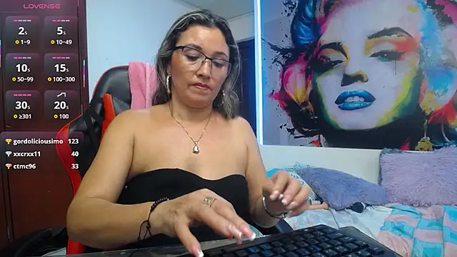 noelia milf19 online show from 03/01/26, 07:54