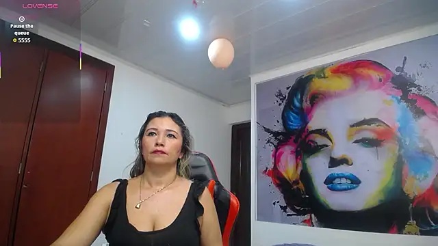 noelia milf19 online show from 03/06/26, 12:18