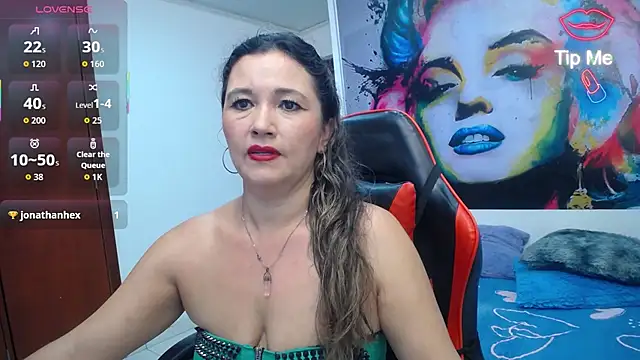 Snapshot of noelia_milf19 chatting on 07/11/26, 12:24 noelia milf19 online show from 07/11/26, 12:24