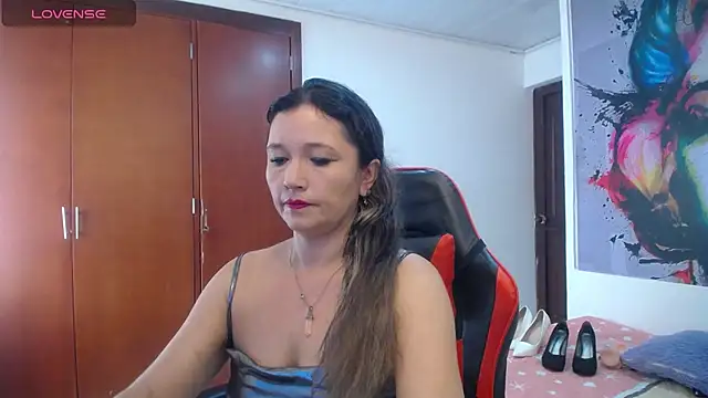 Snapshot of noelia_milf19 chatting on 07/15/26, 06:02 noelia milf19 online show from 07/15/26, 06:02