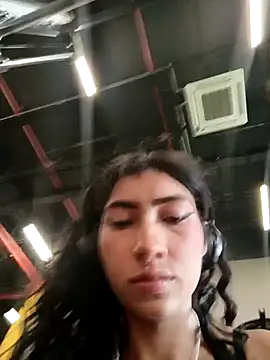 Snapshot of keith_russo chatting on 11/27/25, 04:20 keith russo online show from 11/27/25, 04:20