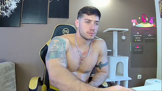 Snapshot of Jason_theGreat chatting on 10/29/25, 01:13 Jason theGreat online show from 10/29/25, 01:13