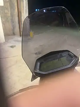 Snapshot of saumon3022 chatting on 10/17/25, 06:21 saumon3022 online show from 10/17/25, 06:21