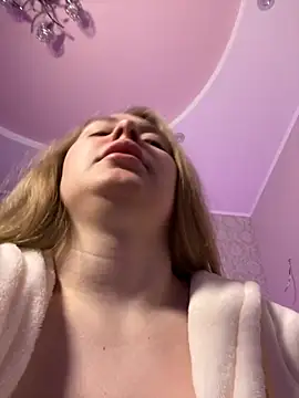 DeniMilkyyyyy online show from 09/26/25, 07:40