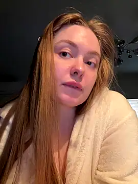 DeniMilkyyyyy online show from 12/17/25, 05:41