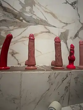 KinkyOldDudexh online show from 04/24/26, 08:17