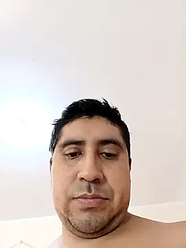 Snapshot of AntonioFit chatting on 04/06/26, 06:42 AntonioFit online show from 04/06/26, 06:42