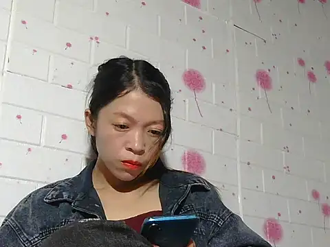 Mina ti online show from 10/20/25, 03:01